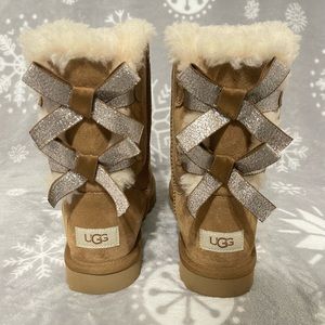UGG Bailey Bow with Sparkler